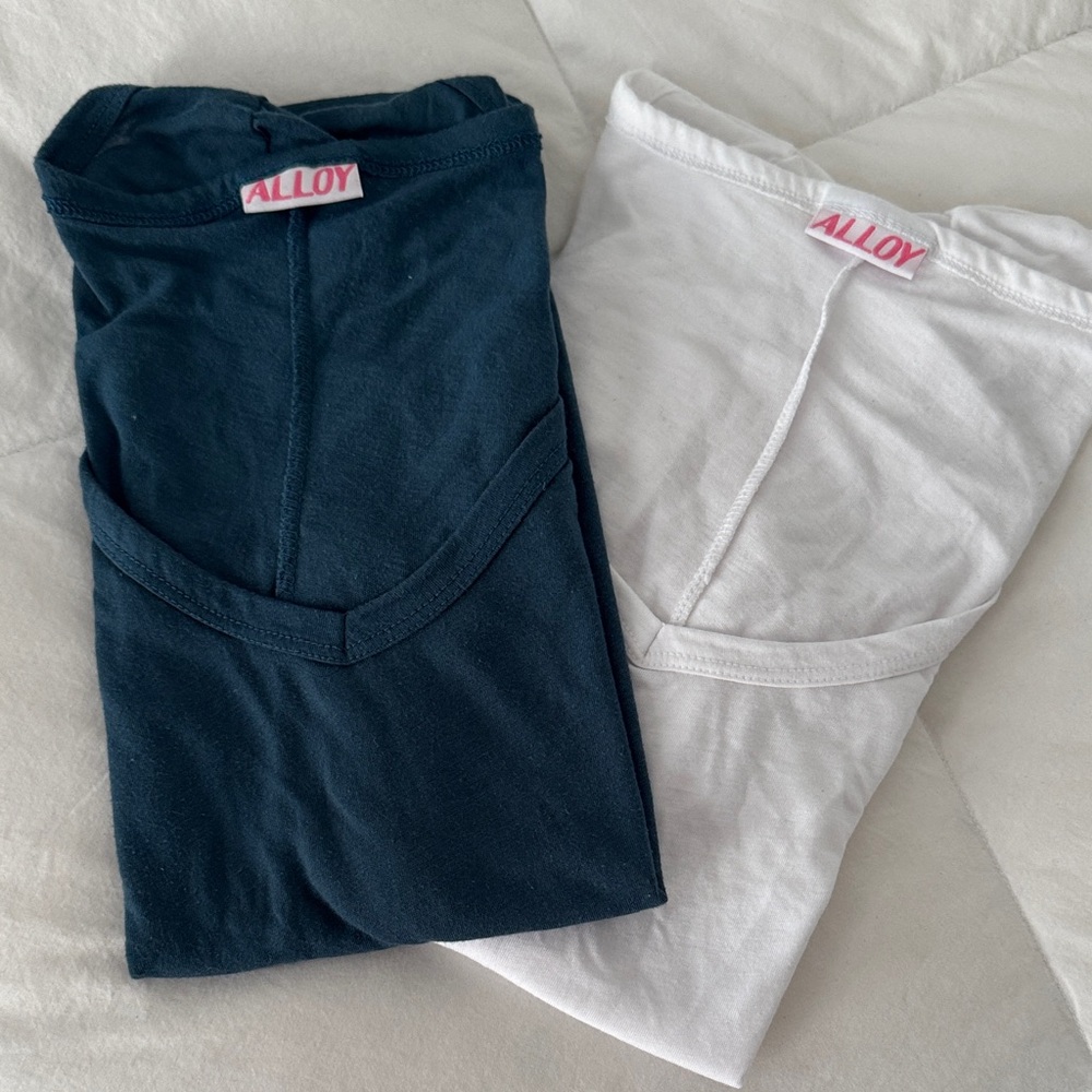 TWO Alloy V-Neck Tee Pair in Blue-Green and White - Sz Small